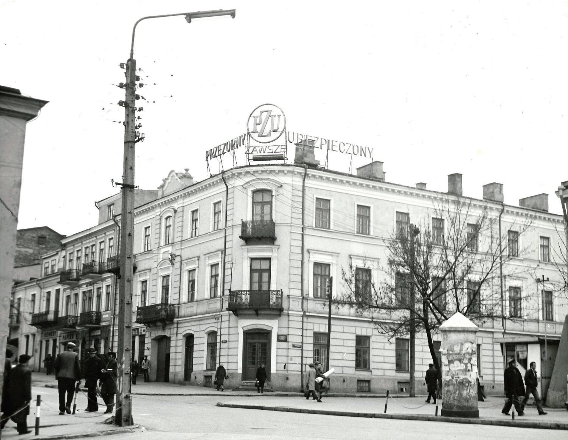 Apartamenty Luczkowskiego Z Widokiem Na Studnie 4 Chelm Bagian luar foto