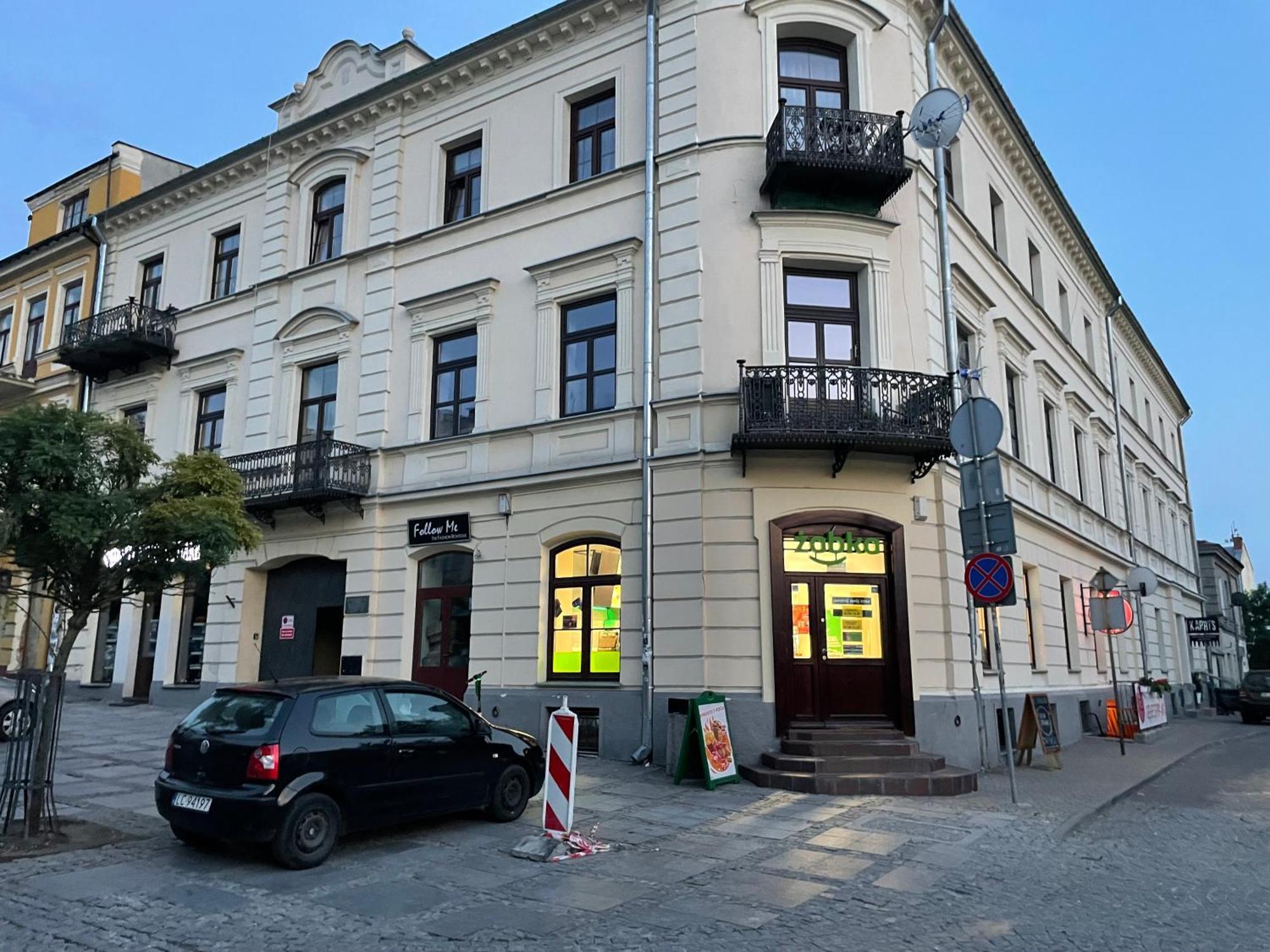 Apartamenty Luczkowskiego Z Widokiem Na Studnie 4 Chelm Bagian luar foto
